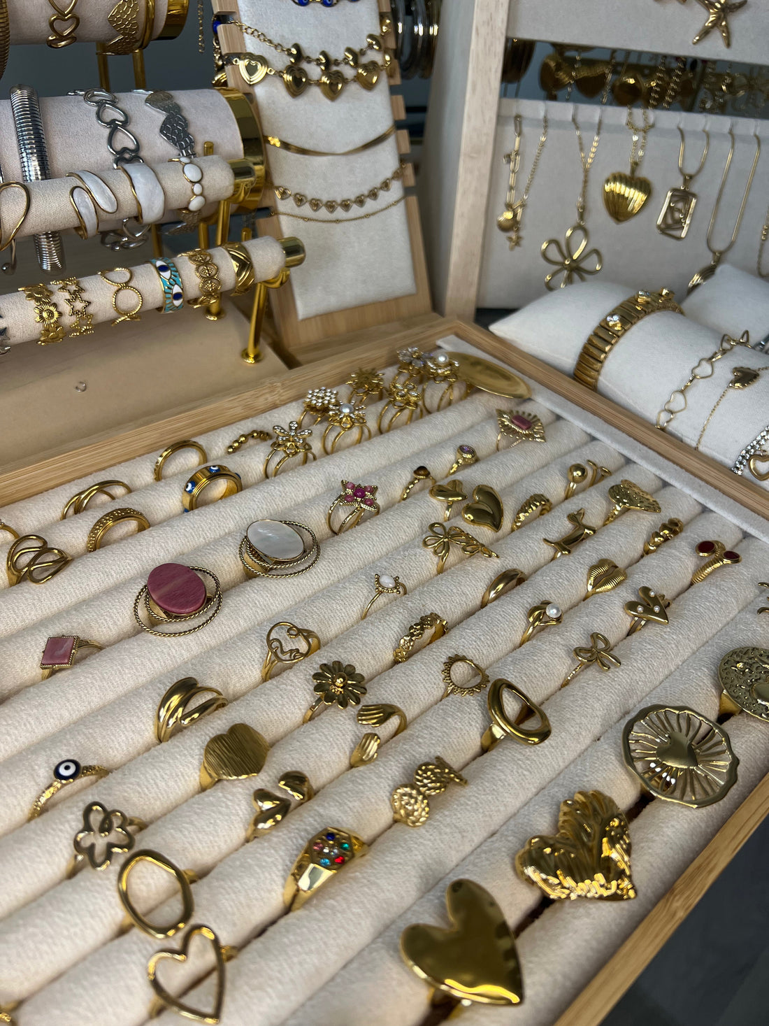 Hoe maak je stainless steel (RVS) sieraden schoon?