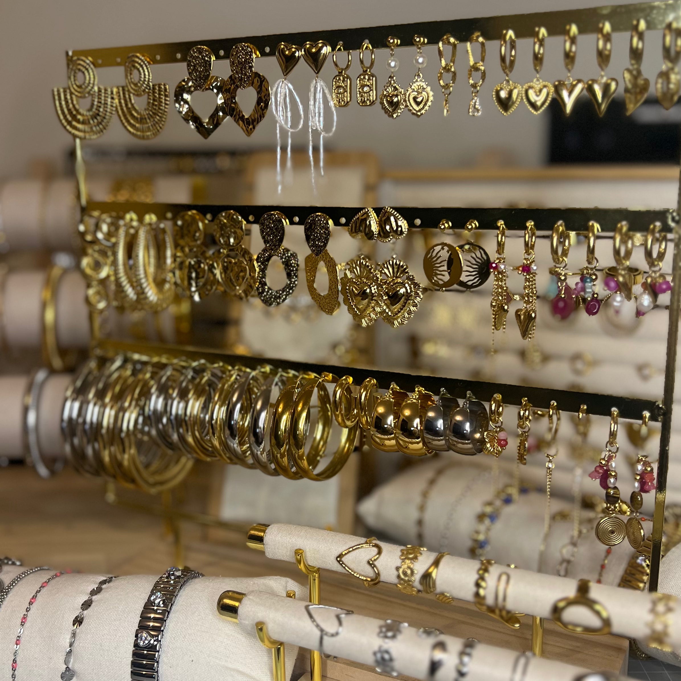 Sieraden voor een vakantie vibe die waterproof en stijlvol blijven