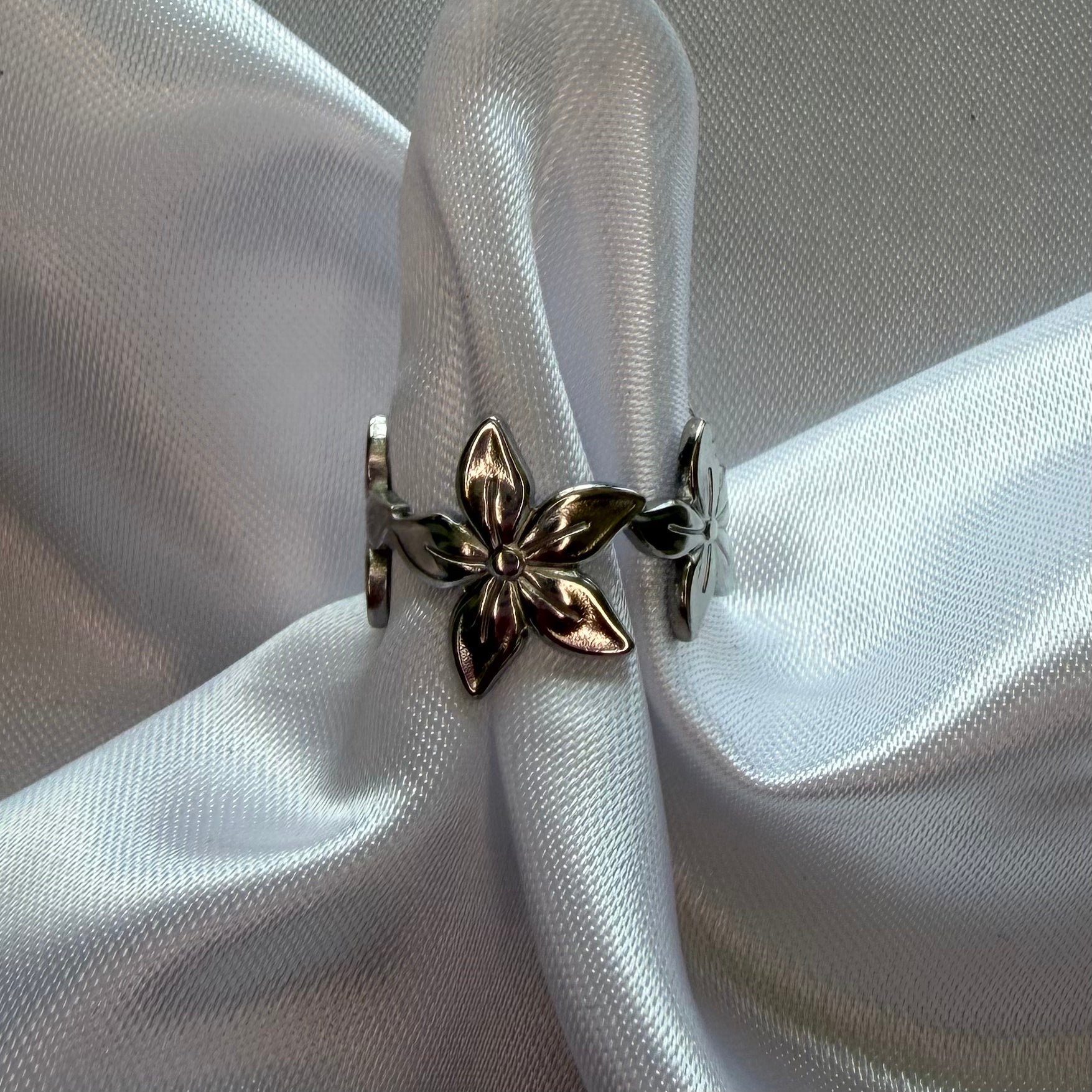 Sprinkle Flower | Ring