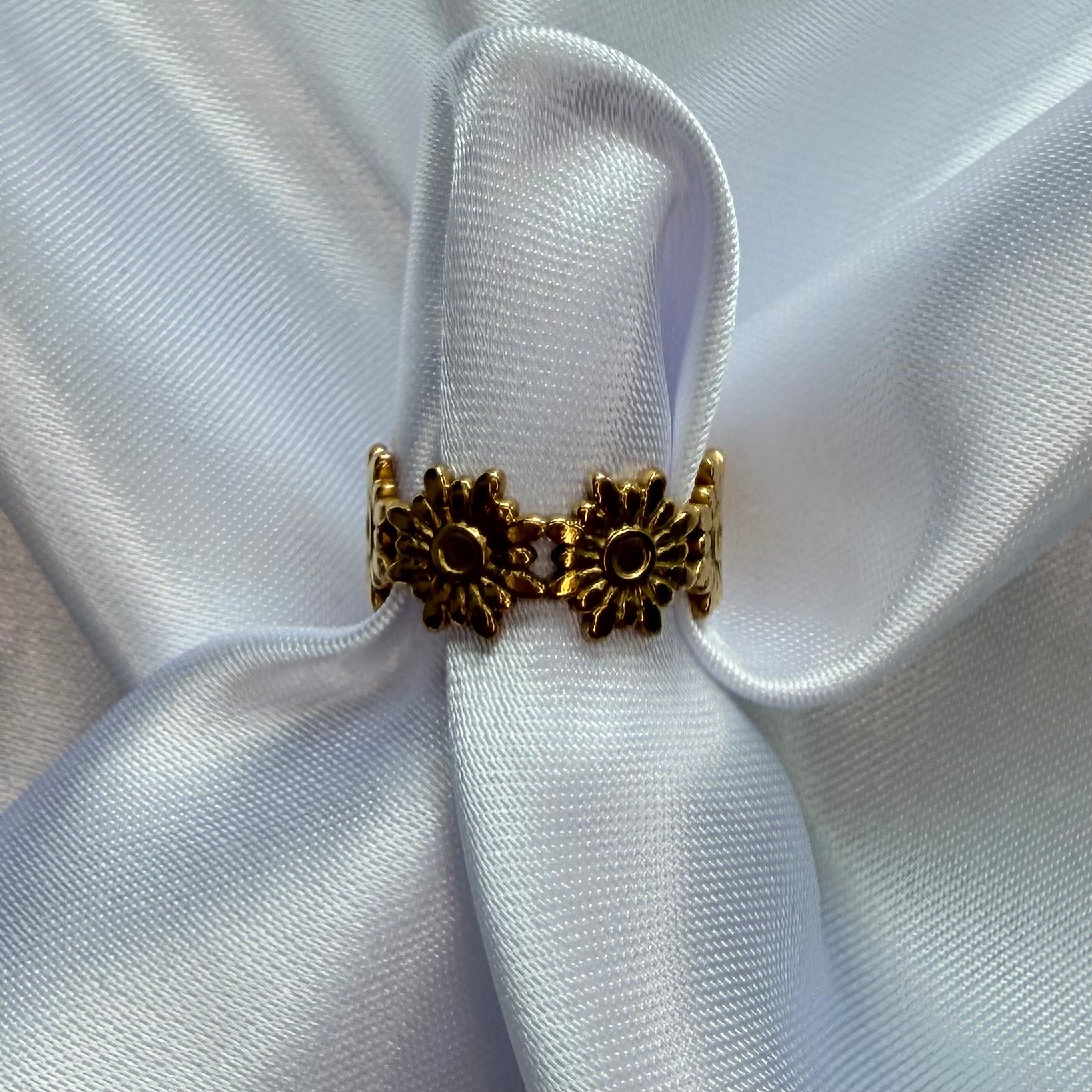 Loving Flower | Ring