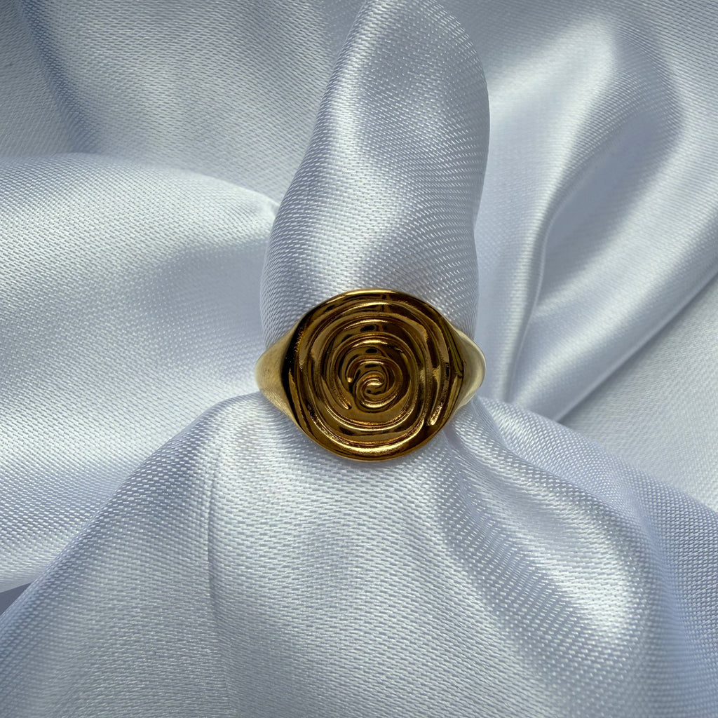 Iconic Swirl | Ring