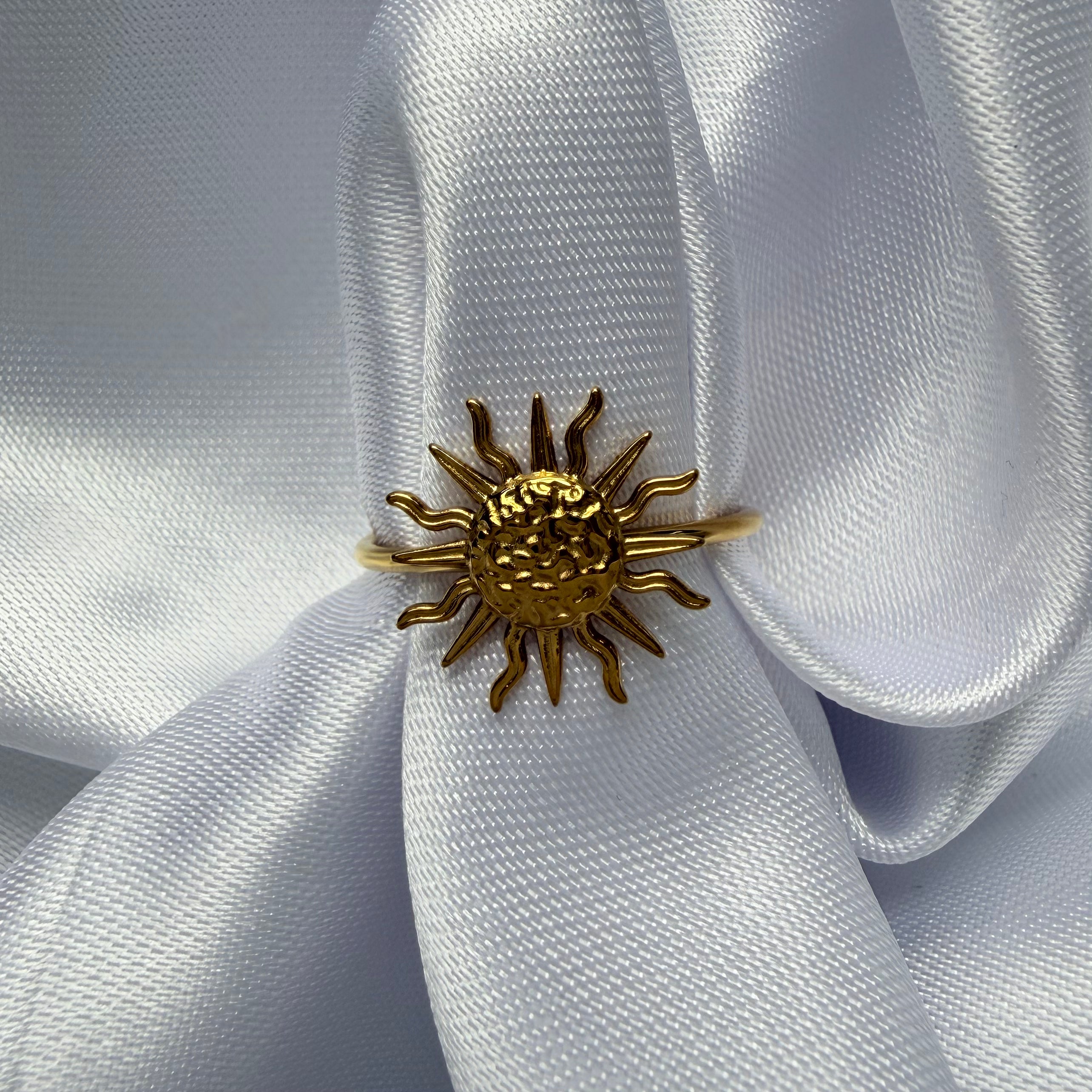 Sunny Zon | Ring