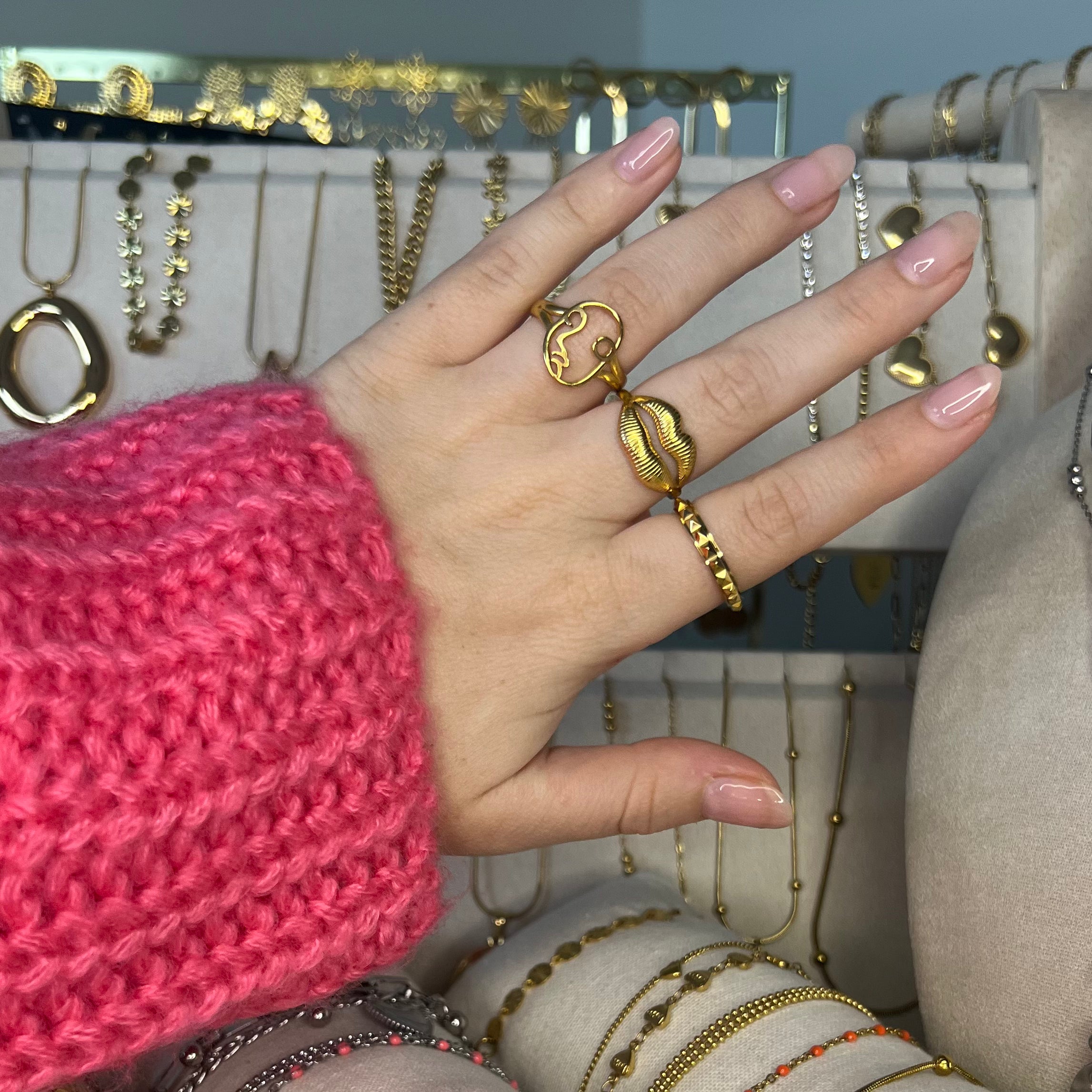 anti stress ring , fidget ring , spinner ring